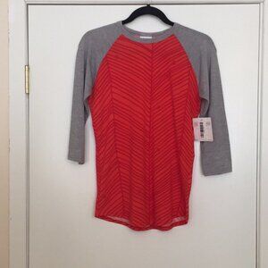 XS LuLaRoe Randy T-Shirt B03 759